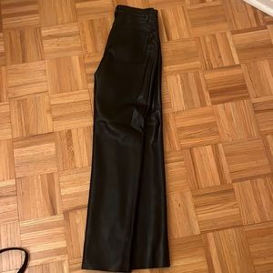 aritzia wilfred the melina pant in size 2 regular fit